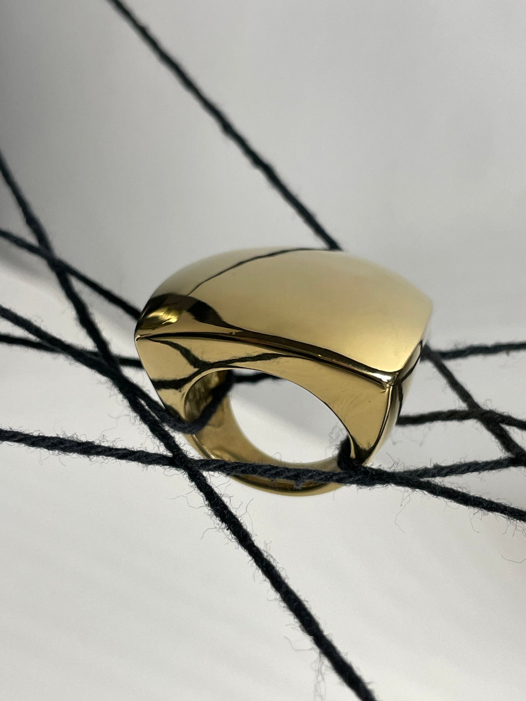 POINT PIPER |  18K gold plated ring