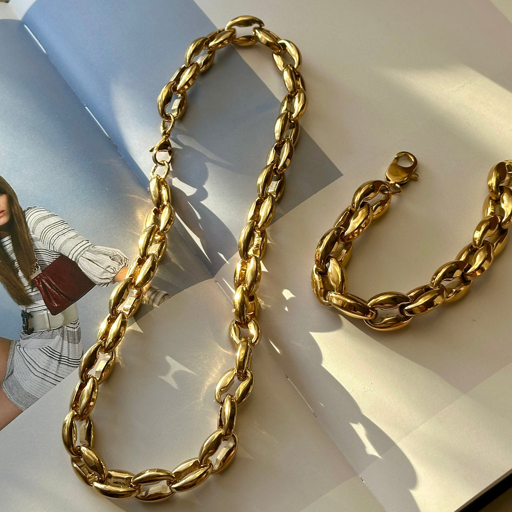 LILY |  18K gold plated necklace