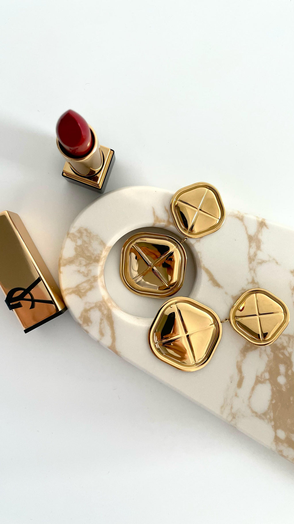 VICTORIA | 18K gold plated earrings