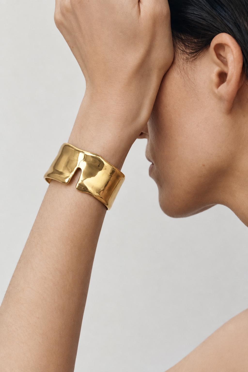 WHISPERS OF GIVERNY | 18K gold plated cuff