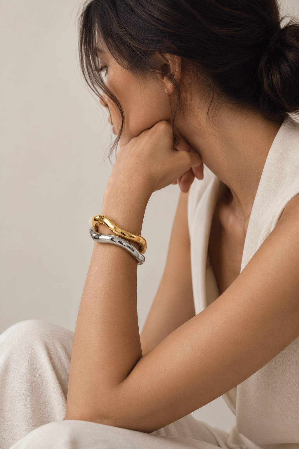 NIGHTINGALE | 18K gold plated cuff