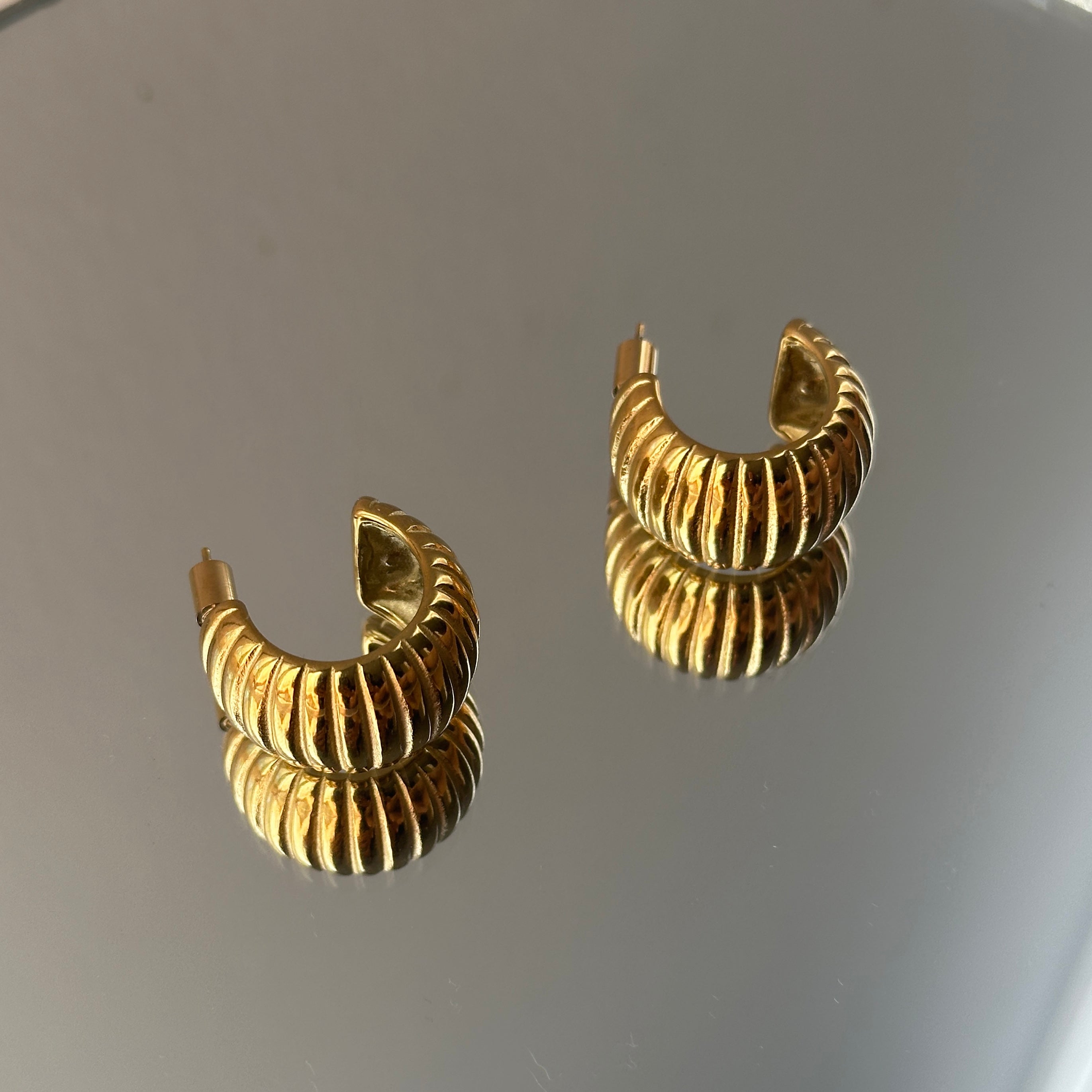 MONROE | 18K gold plated earrings