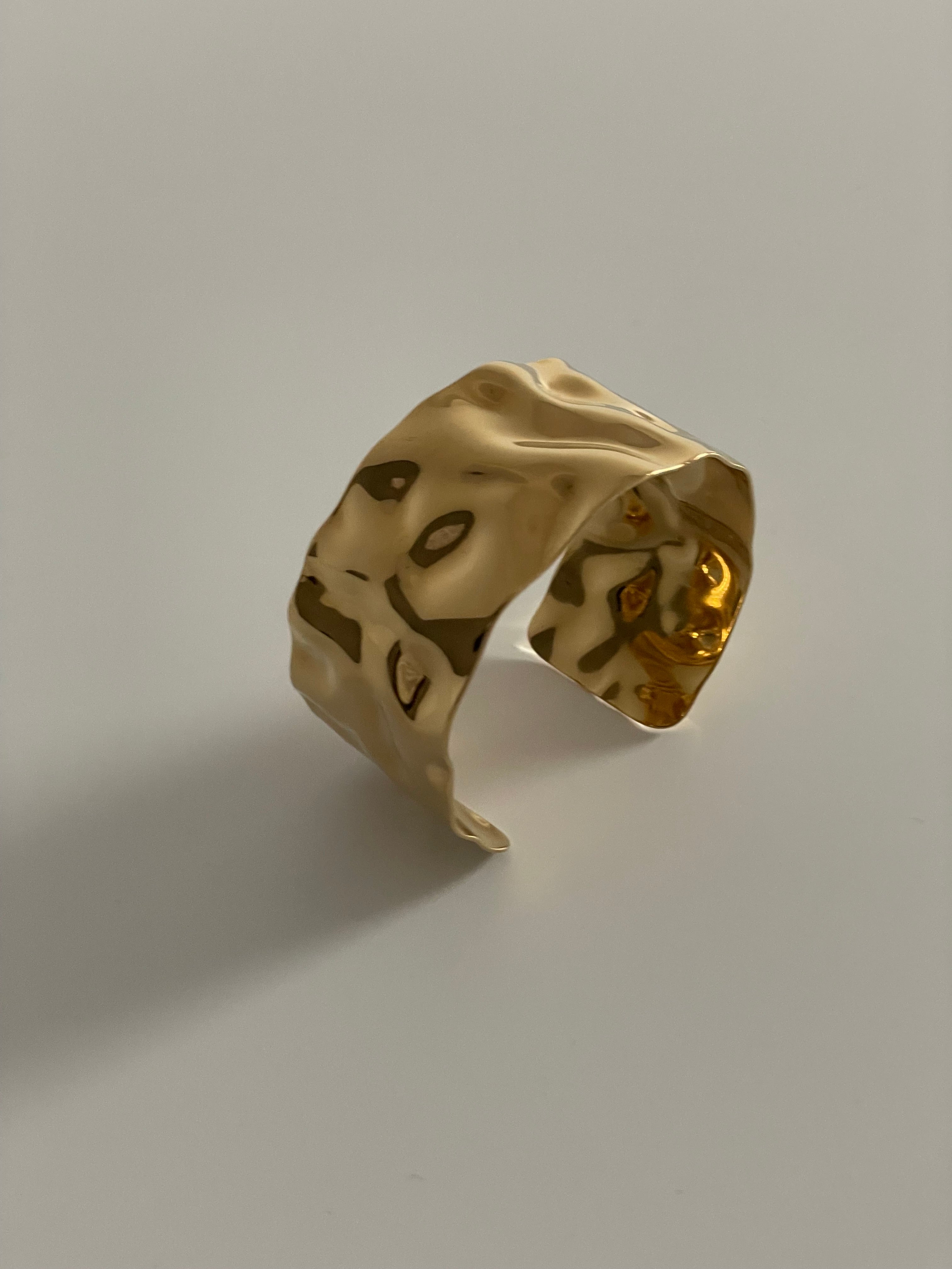 BARTON | 18K gold plated cuff