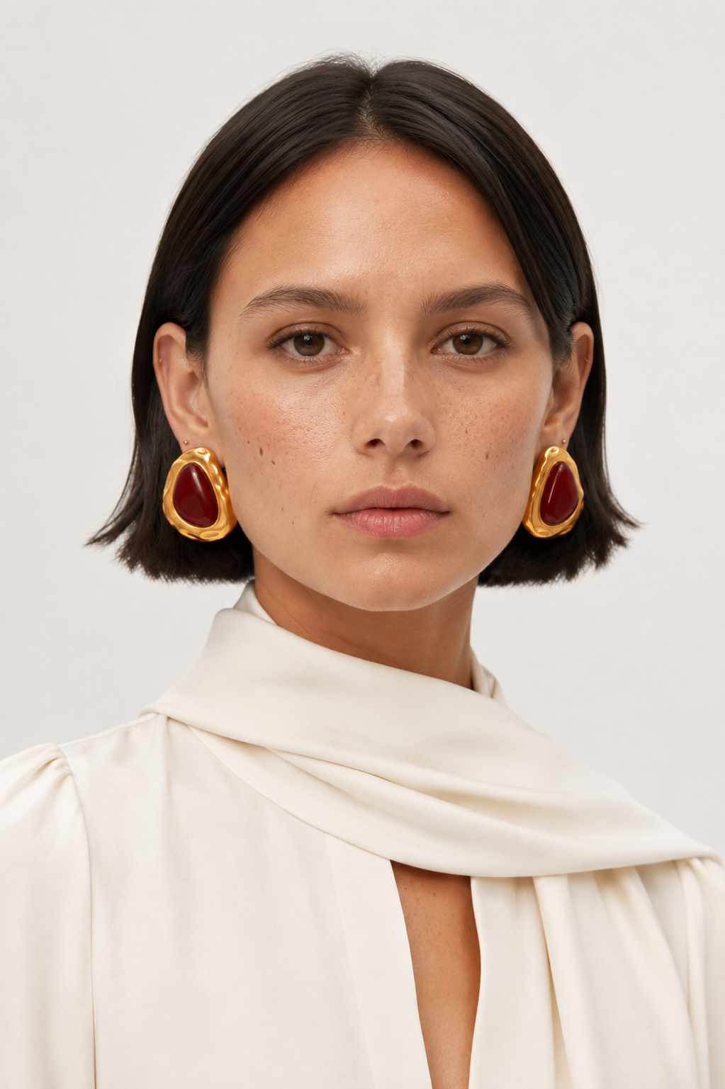 MAISON ROUGE | 18K GOLD PLATED RESIN EARRINGS