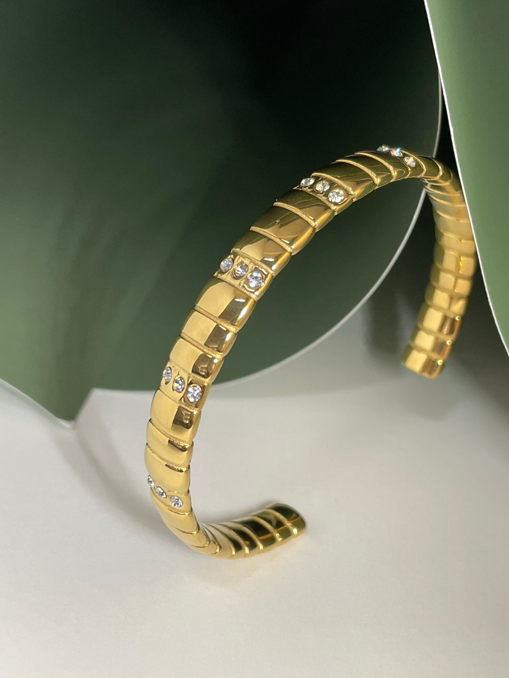 BONDI | 18K gold plated cuff