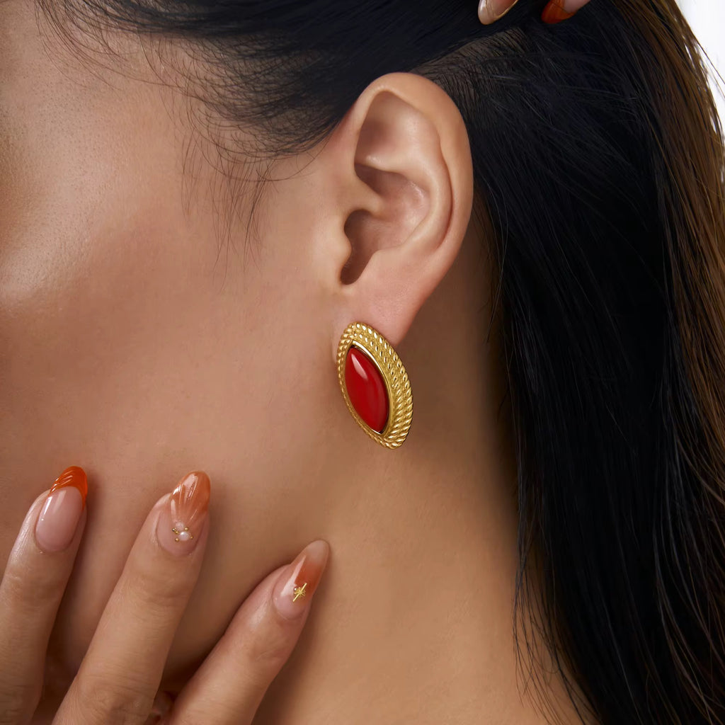 VOGUE | 18K  gold plated earrings