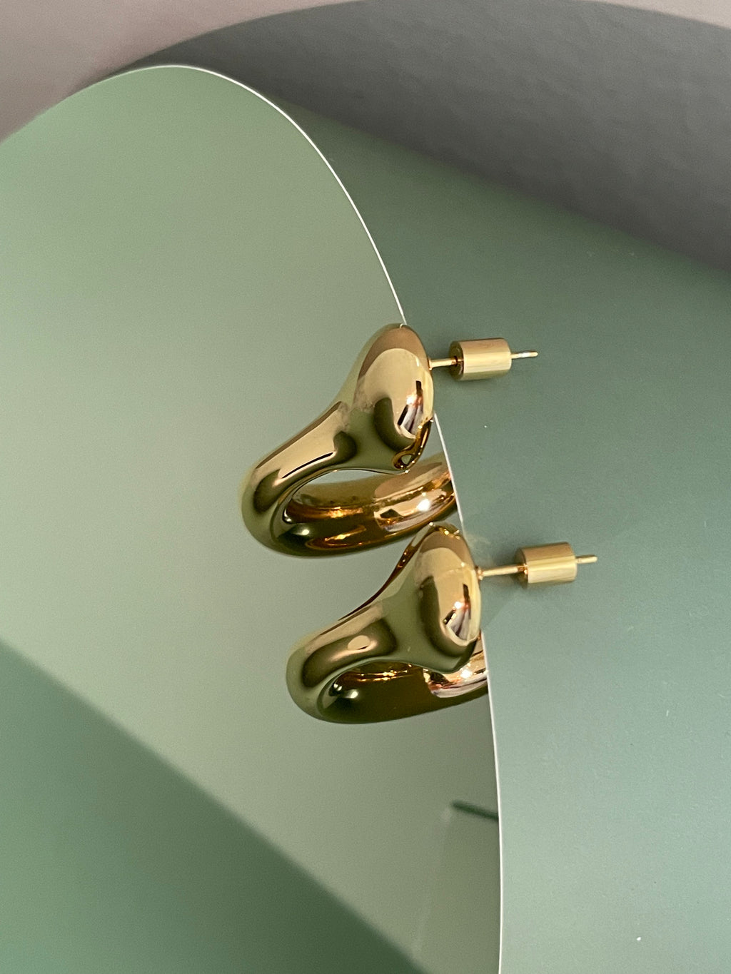 AMALIA | 18K gold plated earrings