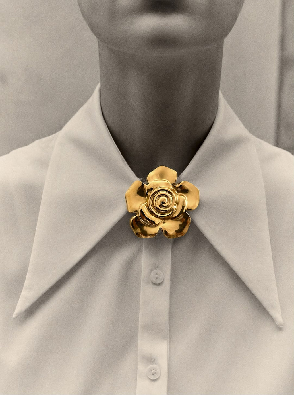 IRISES IN BLOOM | 18k gold plated brooch