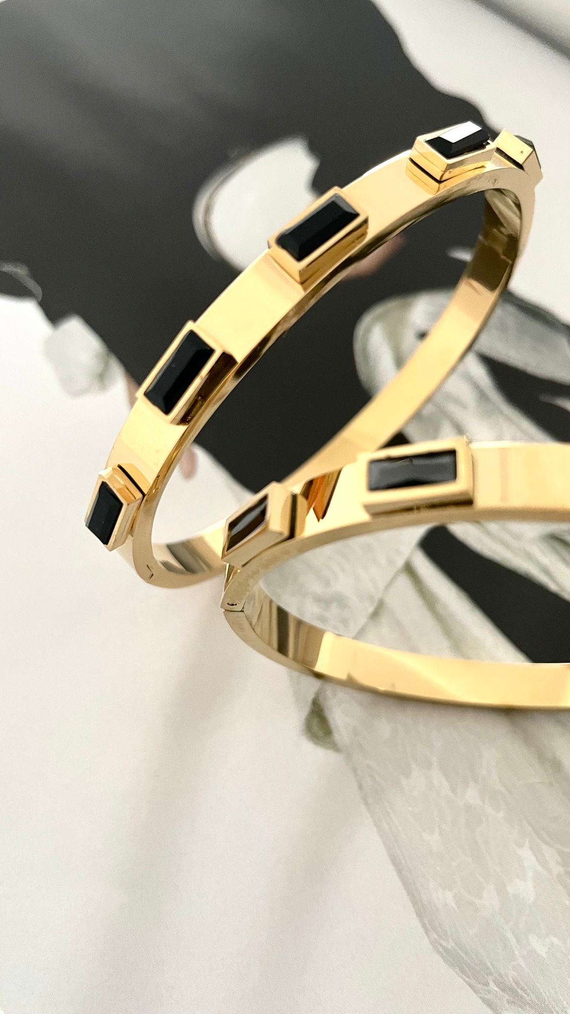 ARCHIVE | 18k gold plated bangle