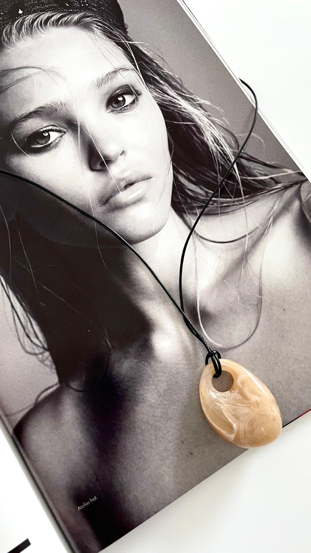 TOSCANO | Resin cord necklace